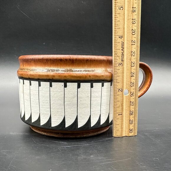 Vintage Oversized Soup Mug Artist Signed 1985 Art Pottery Geometric Brown Bowl - Picture 11 of 12